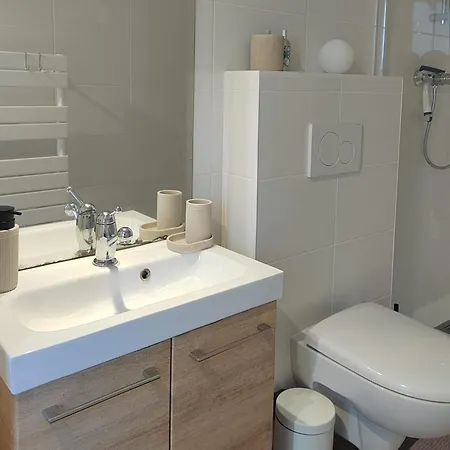 Charming T2 With Terrace Near