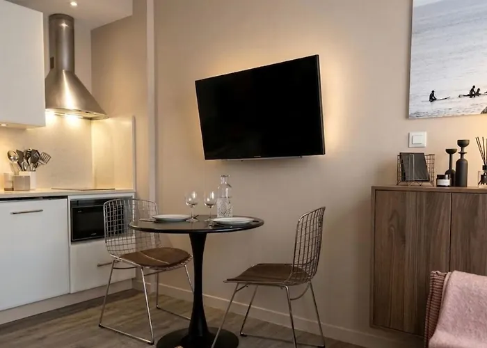 Charming T2 With Terrace Near Апартаменты *